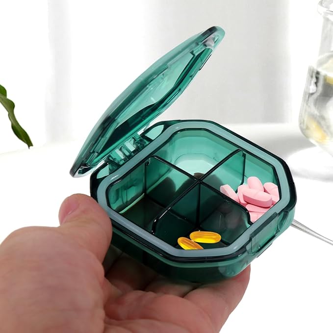 iplusmile 4 Compartment Pill Box, Moisture Proof Travel Pill Organizer Casefor Pocket Purse, Daily Portable Medicine Case for Vitamin, Fish Oil, Supplement