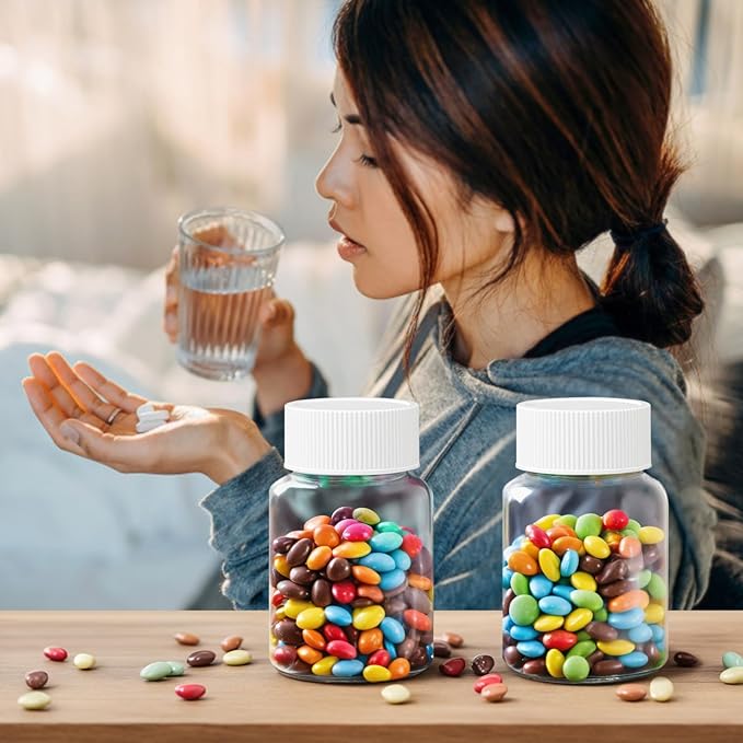 Lamoutor 18Pcs Clear Pill Bottle Plastic Medicine Empty Reagent Bottle Chemical Containers with Caps for Liquid Solid Powder Medicine 20ML