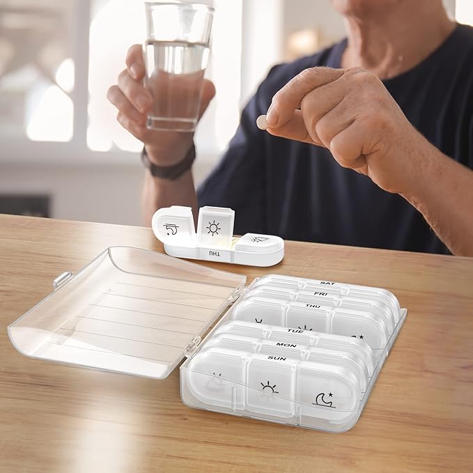 PULIV Weekly Pill Organizer 3 Times a Day, Portable Travel Pill Box 7 Day with Large Pill Containers, Light-Proof Pill Case for Vitamins, Medication, Supplements and Fish Oils (White)