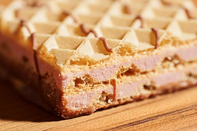Myprotein Crispy Protein Wafers | 15g Protein | Box of 10 | Chocolate Raspberry | High Protein Snack Bar | Milk & Whey Isolate | Low Sugar