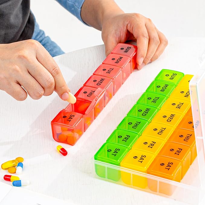 Large Monthly Pill Organizer, XL 4 Weeks Pill Box,28 Day Pill Cases Organizerd by Week,Big Compartment Pill Container with Dust-Proof,for Pills/Vitamin/Fish Oil/Supplements,by Yaklim (ROYG)