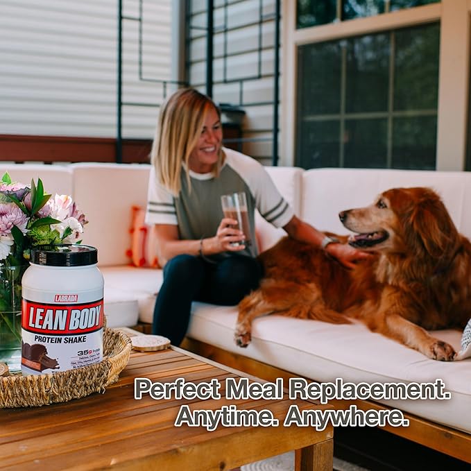 Lean Body All-in-One Chocolate Meal Replacement Shake. 35g Protein, Whey Blend, 7g Healthy Fats & Fibre, 22 Vitamins and Minerals, No Artificial Colours, Gluten Free LABRADA