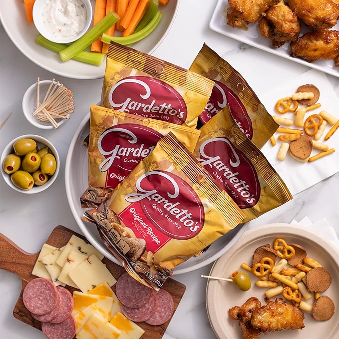 Gardetto's Original Recipe Snack Mix, Crunchy Breadsticks, Pretzels & Roasted Rye Chips, Kosher Snacks Multipack Single Serve Bags Individually Wrapped Party & Family Pack-17.5oz Bulk Box (Pack of 20)