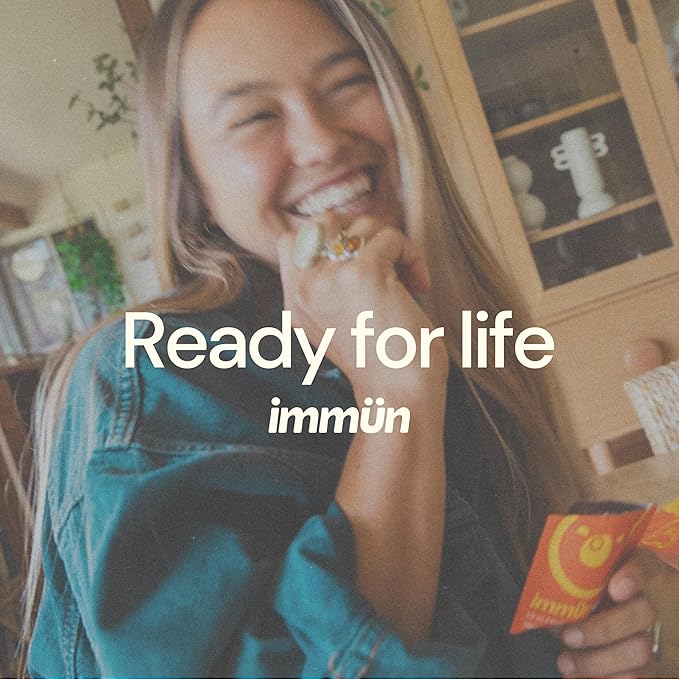 Grüns Immun Immunity Gummies with Vitamin C, Zinc, MCT Oil, & Turmeric - Daily Immune Support Supplement for Adults - Sour Pineapple Flavor (10 Count)